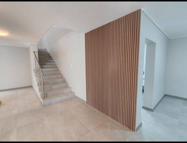 5 BEDROOM FREESTANDING FOR SALE IN BENDOR
